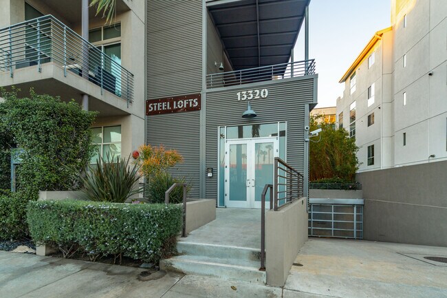 Steel Lofts in Marina Del Rey, CA - Building Photo - Building Photo