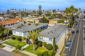 4802 Orchard Ave in San Diego, CA - Building Photo - Building Photo