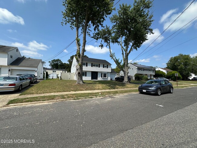 18 Branch Rd in Ocean Township, NJ - Building Photo - Building Photo