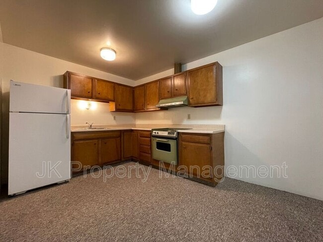 1110 2nd Ave S in Great Falls, MT - Building Photo - Building Photo