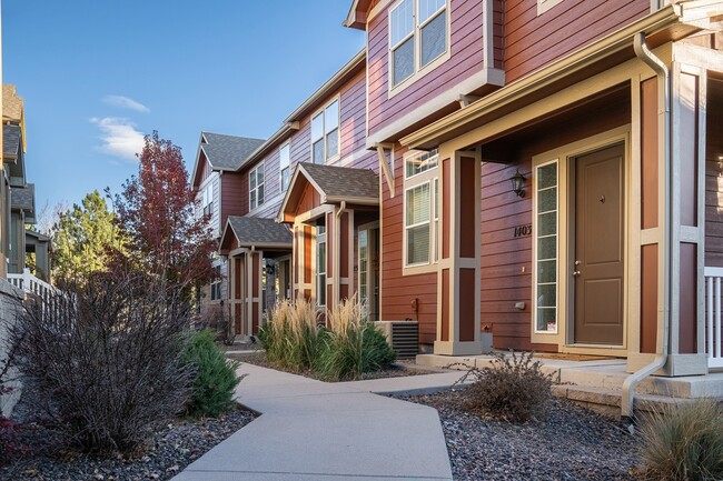 Red Hawk Crossings in Castle Rock, CO - Building Photo - Building Photo
