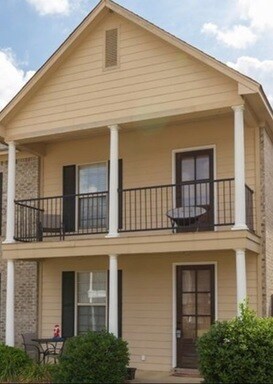 702 Southpointe Commons Loop in Oxford, MS - Building Photo