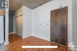 383 Cumberland St in Ottawa, ON - Building Photo - Building Photo