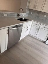 1125 E Rohe St in Tarpon Springs, FL - Building Photo - Building Photo