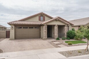 16019 W Soft Wind Dr in Surprise, AZ - Building Photo