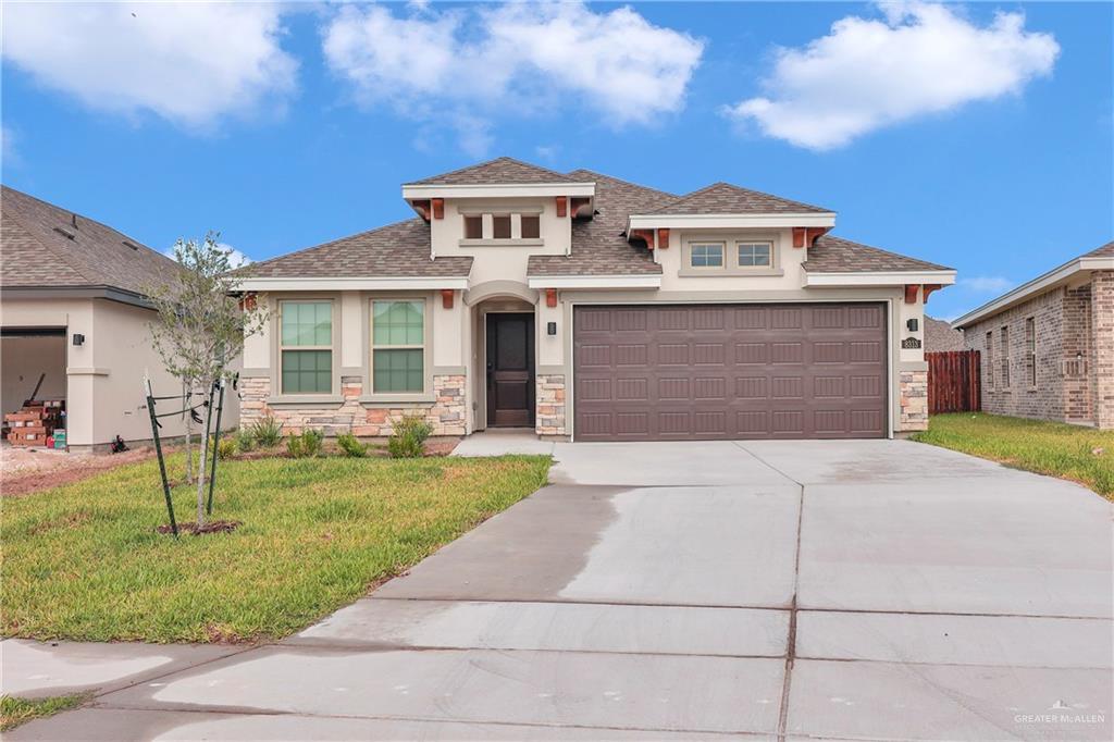 8313 N 34th Ln in McAllen, TX - Building Photo