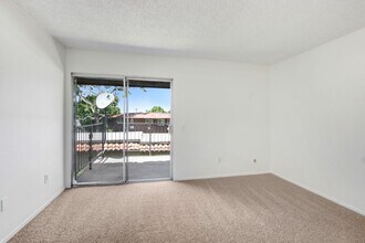 1598 Border Ave in Corona, CA - Building Photo - Building Photo