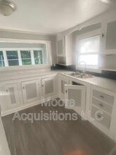 1604 Harris St in Longview, TX - Building Photo - Building Photo