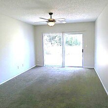 4 Bedroom 2.5 Bath Home in Metro West Area! in Orlando, FL - Building Photo - Building Photo