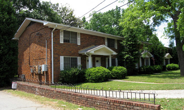 1744 Cambridge Ave in College Park, GA - Building Photo - Building Photo