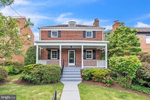 4306 Alton Pl NW in Washington, DC - Building Photo