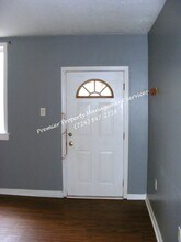 699 Olive Ln in Ambridge, PA - Building Photo - Building Photo