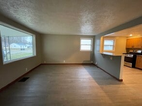 924 E Chippewa Ave in South Bend, IN - Building Photo - Building Photo