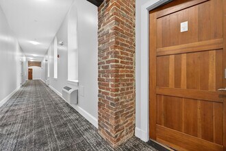 215 I St NE in Washington, DC - Building Photo - Building Photo