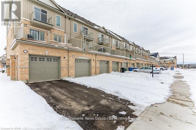 293 Law Dr in Guelph, ON - Building Photo - Building Photo