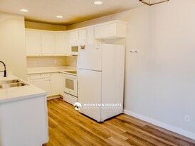 26 W 7500 S in Midvale, UT - Building Photo