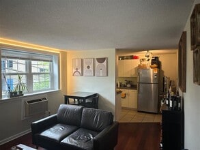 116 Sycamore St, Unit #21 in Somerville, MA - Building Photo - Building Photo