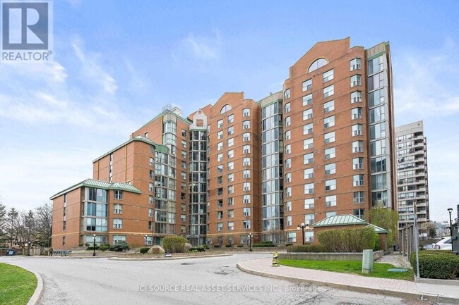 property at 5795 Yonge St