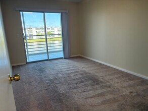 3038 Exeter C in Boca Raton, FL - Building Photo - Building Photo