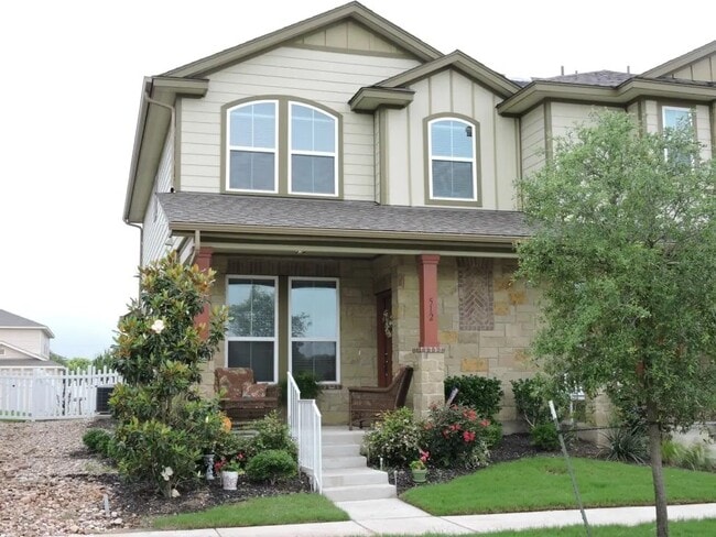 property at 512 Lookout Tree Ln