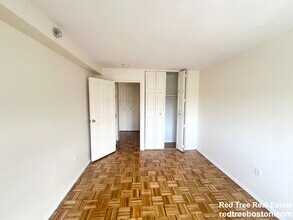 175 Freeman St in Brookline, MA - Building Photo - Building Photo