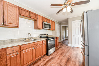 768 Iranistan Ave in Bridgeport, CT - Building Photo - Building Photo