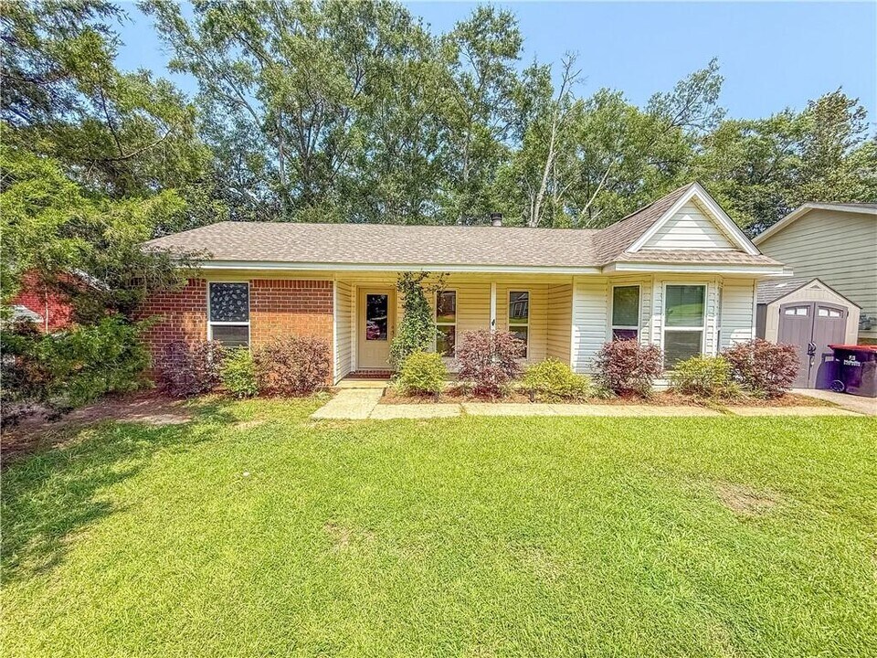 733 Hale Rd in Mobile, AL - Building Photo