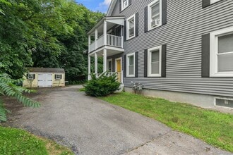 281 Violet Ave in Poughkeepsie, NY - Building Photo - Building Photo
