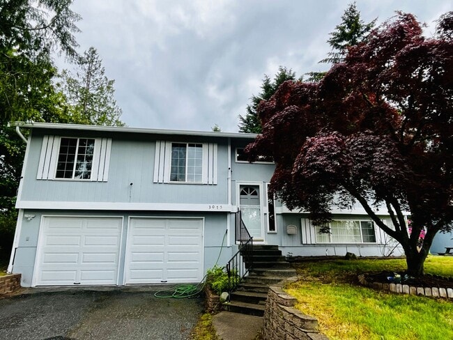 3075 NE 72nd St in Bremerton, WA - Building Photo - Building Photo