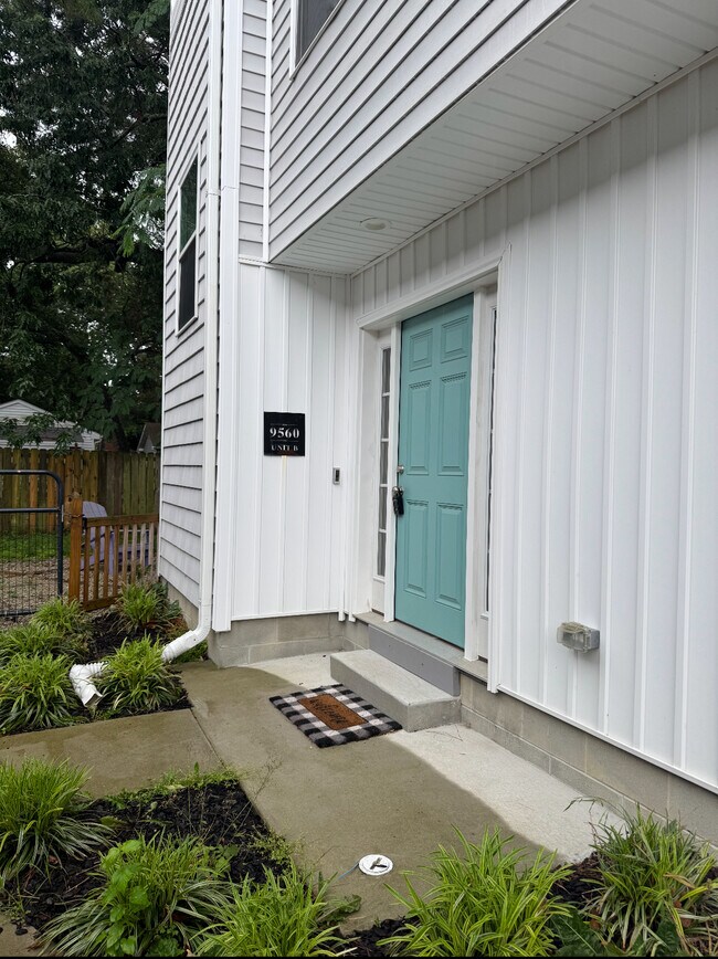 property at 9560 10th Bay St