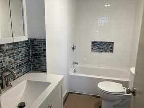 32 W Main St in Marlborough, MA - Building Photo - Building Photo