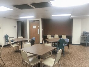 Marian Heights in Alton, IL - Foto de edificio - Building Photo