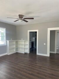 4808 Ireland St photo'