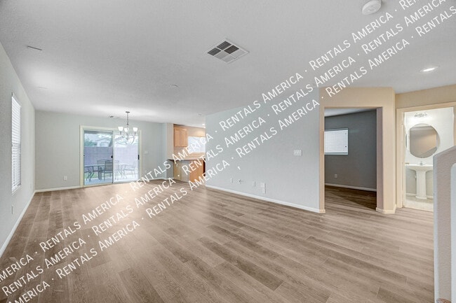 10567 Foggy Glen Ave in Las Vegas, NV - Building Photo - Building Photo