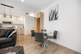 200 Redpath Ave, Unit SI ID1357578P in Toronto, ON - Building Photo - Building Photo