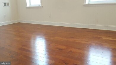 1510 Brown St in Philadelphia, PA - Building Photo - Building Photo