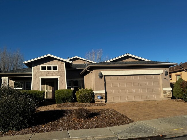 property at 650 N Robles St