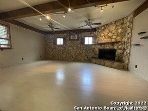 519 Lively Dr in San Antonio, TX - Building Photo - Building Photo