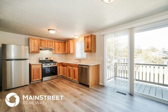 3137 Dewbourne Dr in Reynoldsburg, OH - Foto de edificio - Building Photo