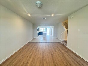 4584 Maple Waltz in Clermont, FL - Foto de edificio - Building Photo