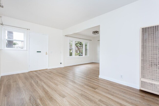 4621 Lotus St-Unit -4621 Lotus St. in San Diego, CA - Building Photo - Building Photo