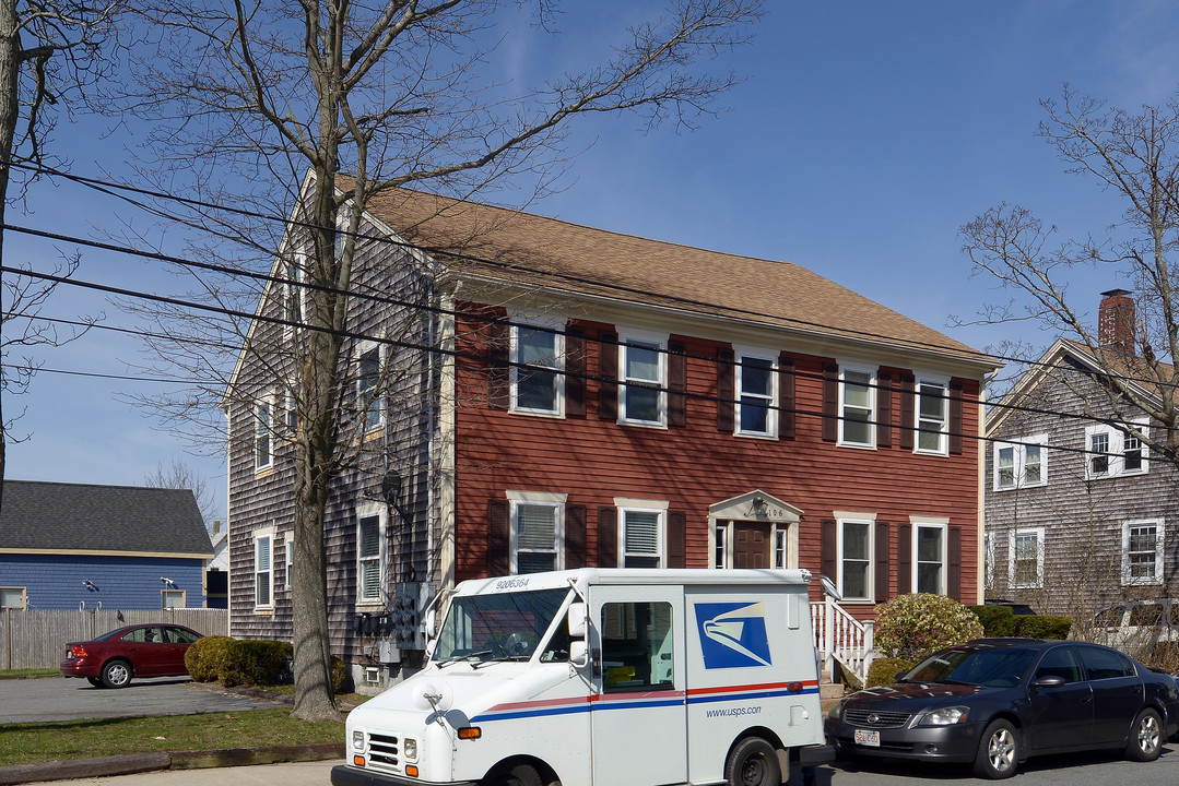 106 Main St in Fairhaven, MA - Building Photo