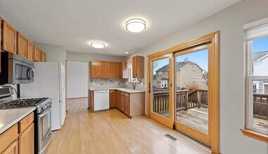 1213 Darnell Dr in Mundelein, IL - Building Photo - Building Photo