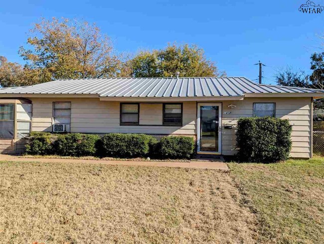 1407 Harris Ln in Wichita Falls, TX - Building Photo - Building Photo