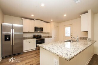 305 Sunnymeade Ln in Jarrell, TX - Building Photo - Building Photo