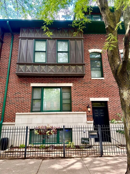 3122 N Paulina St in Chicago, IL - Building Photo