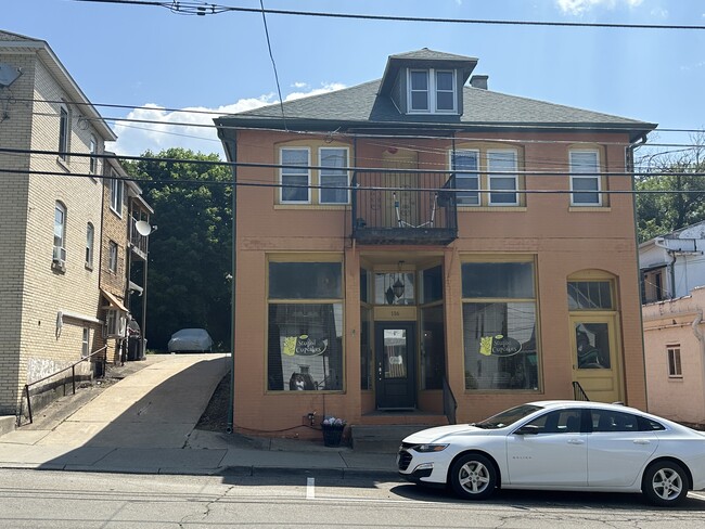 116 Oak Hill Ave, Unit 2F