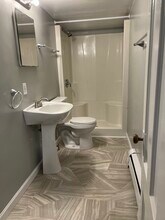 55 Davis St, Unit 1 in Old Town, ME - Building Photo - Building Photo