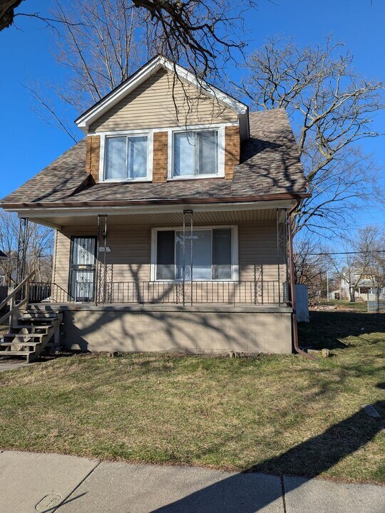 1513 Alter Rd in Detroit, MI - Building Photo