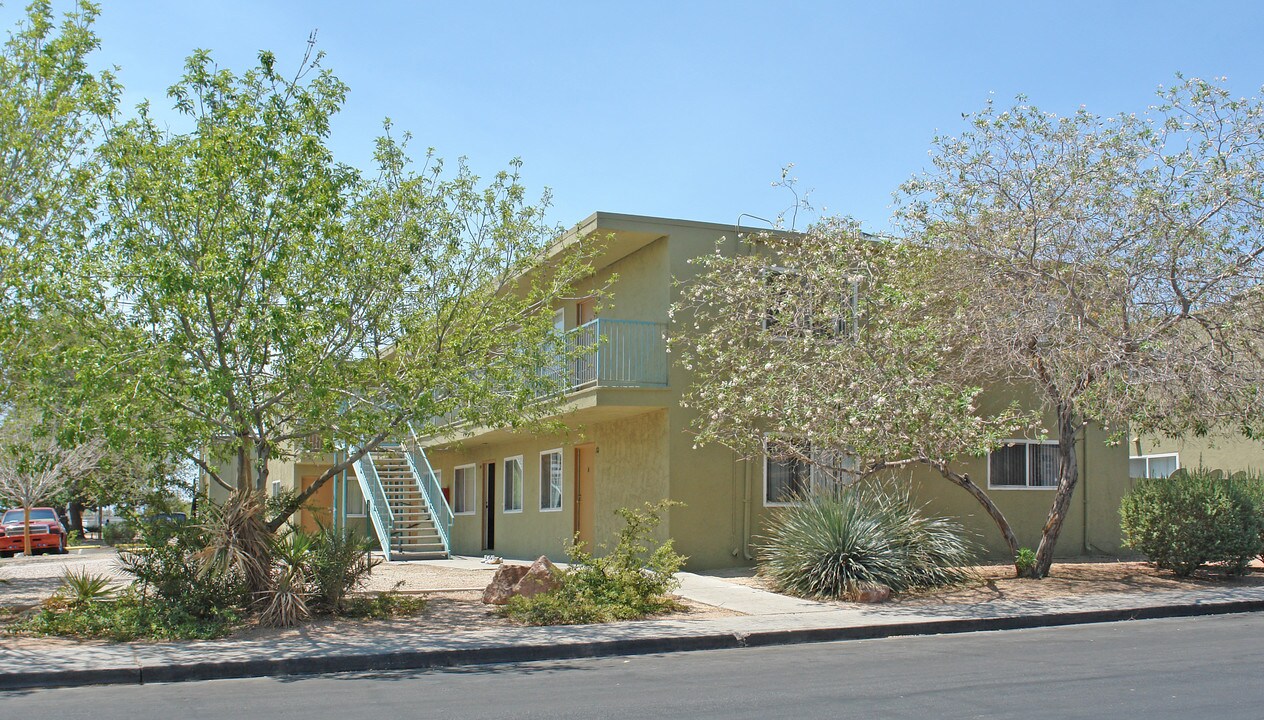 4123 Silver Dollar Ave in Las Vegas, NV - Building Photo